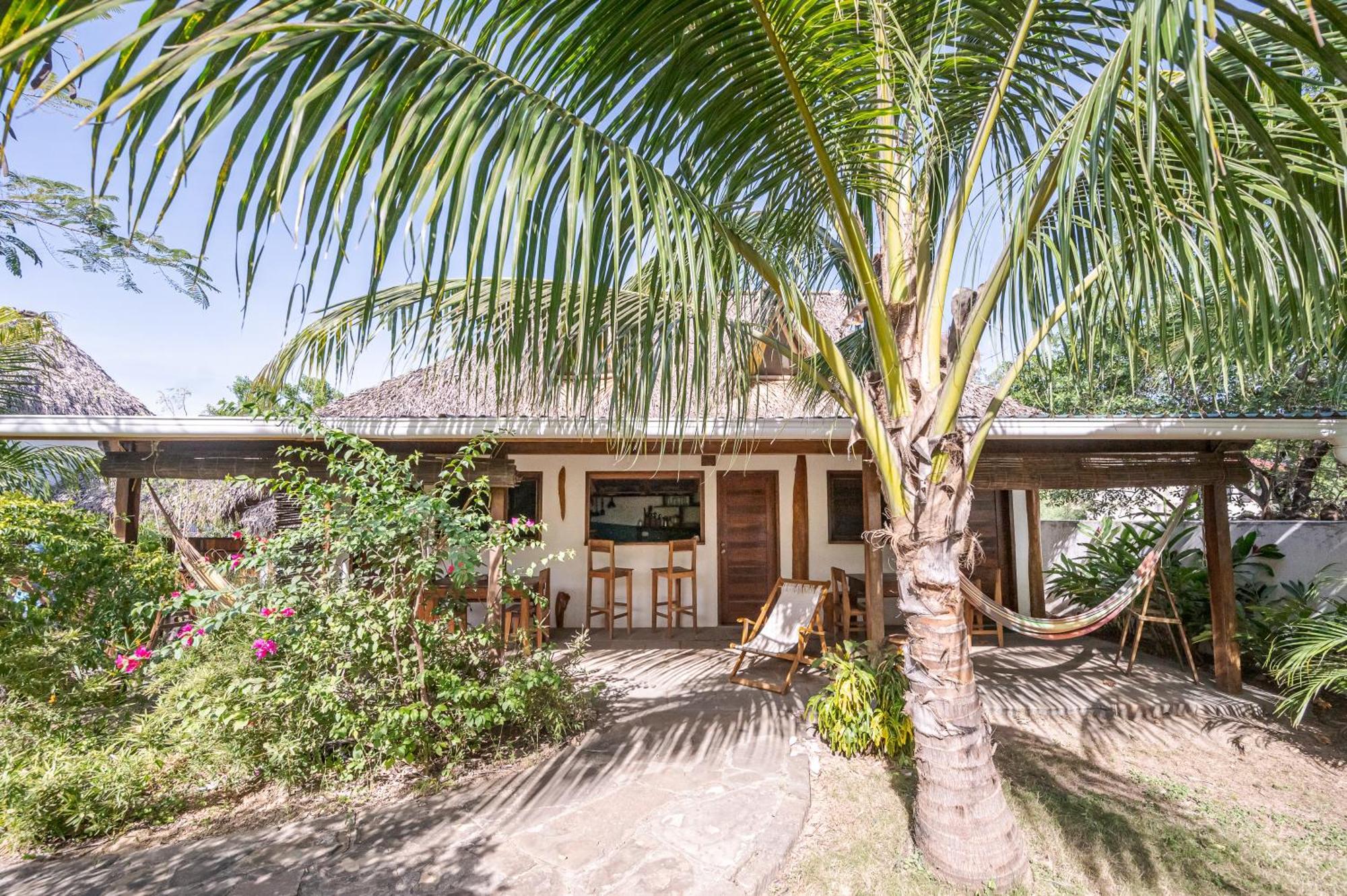 Twoten° Surf Home โปโปโย ภายนอก รูปภาพ